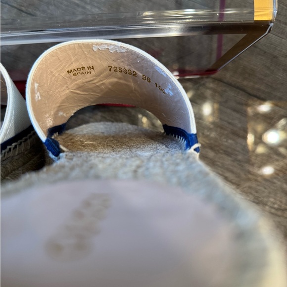 Authentic Gucci Espadrille Slides - Picture 6 of 8